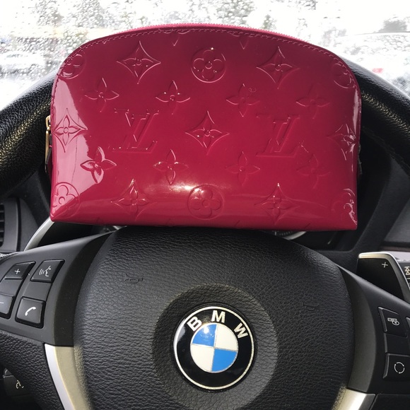 Louis Vuitton Handbags - 🎀FINAL PRICE🎀LV VERNIS COSMETIC POUCHETTE🎀